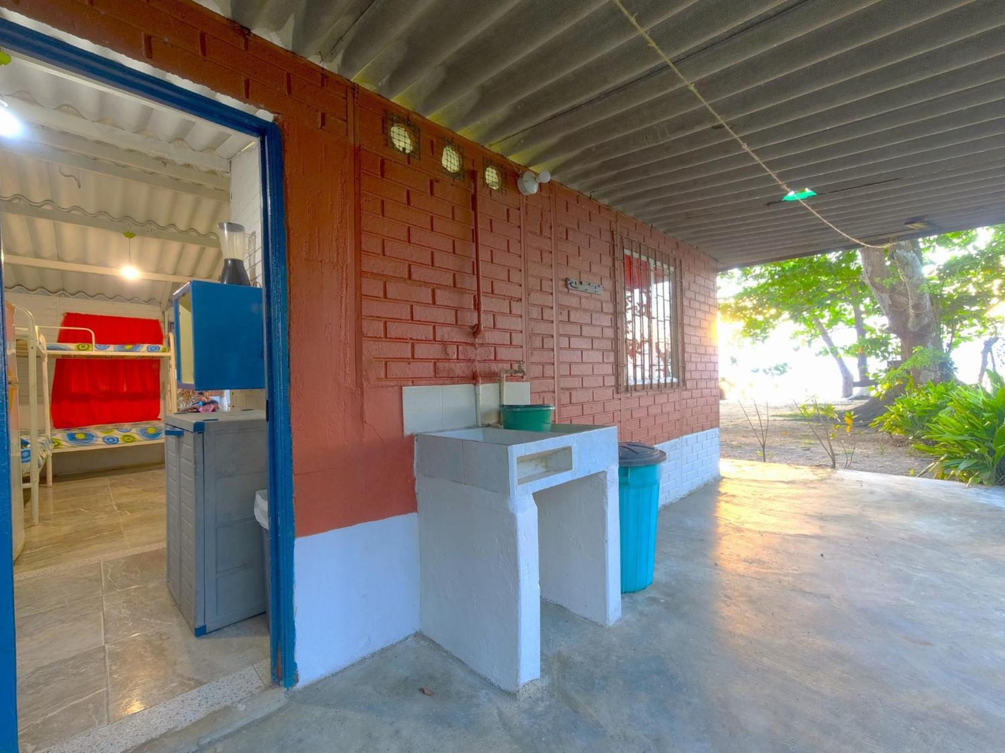 Las Cabanas De Mario Necoclí Extérieur photo