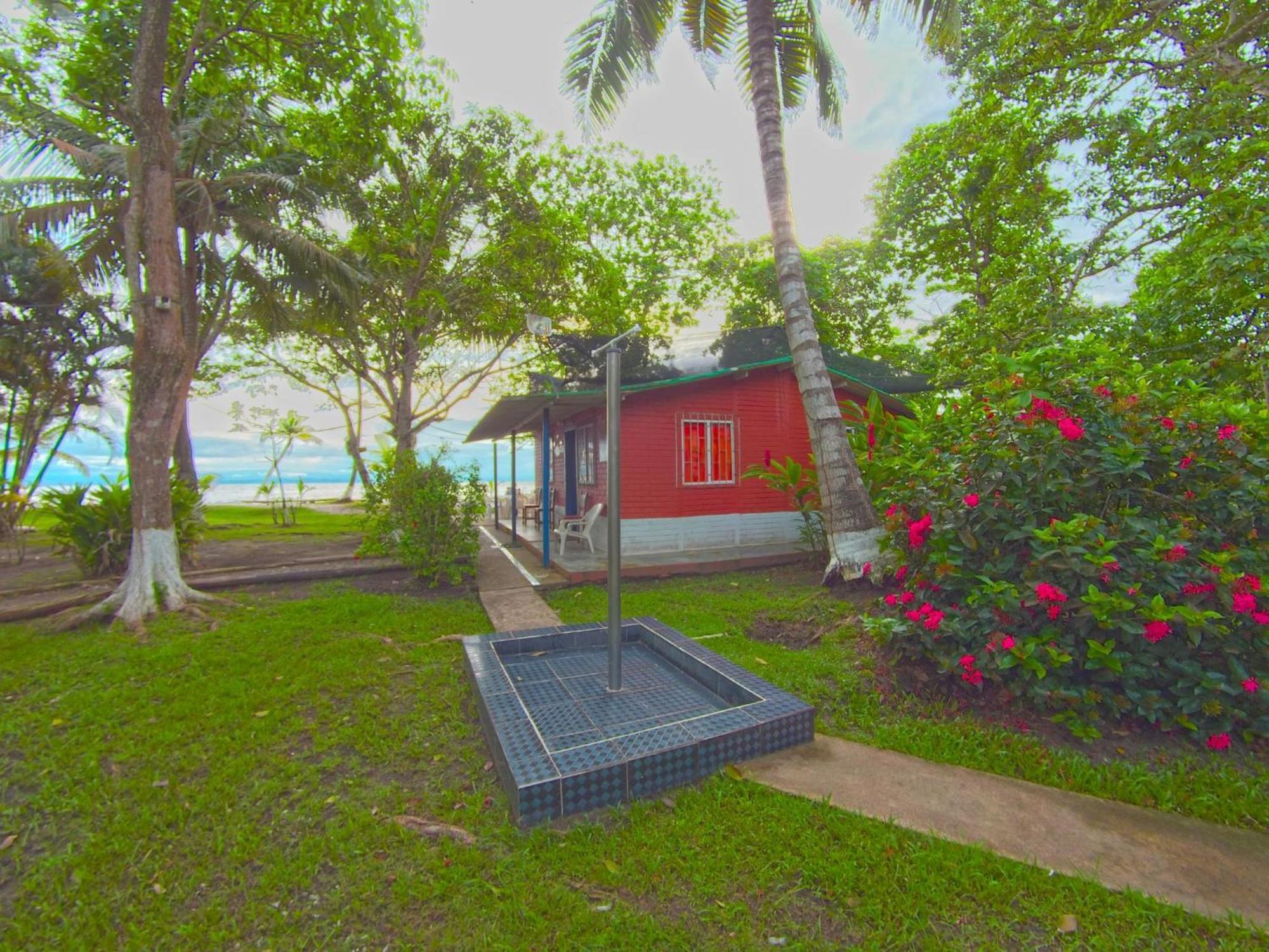 Las Cabanas De Mario Necoclí Extérieur photo