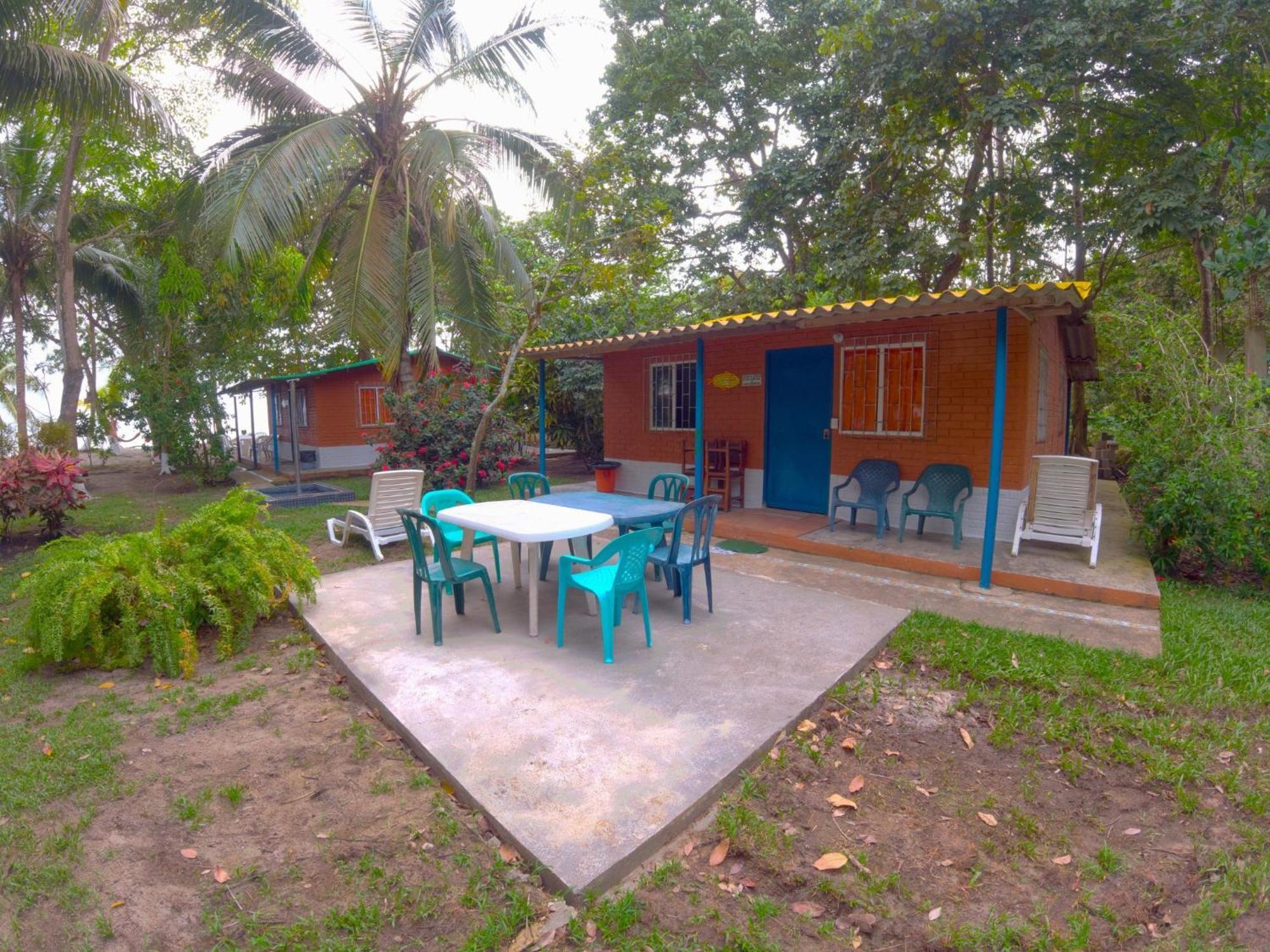 Las Cabanas De Mario Necoclí Extérieur photo